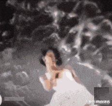 学姐说育儿|神回复：乔杉如果在洗脚城被抓，会退出演艺圈吗？神评笑死人