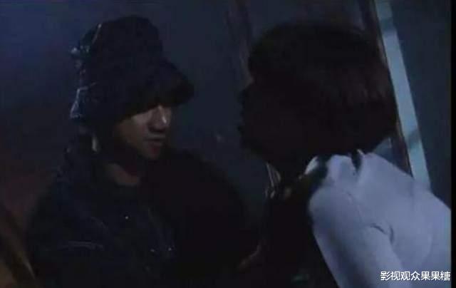 陀枪师姐|陀枪师姐：陈三元做错了什么？被鲍国平侮辱不说，儿子嘉嘉也被害