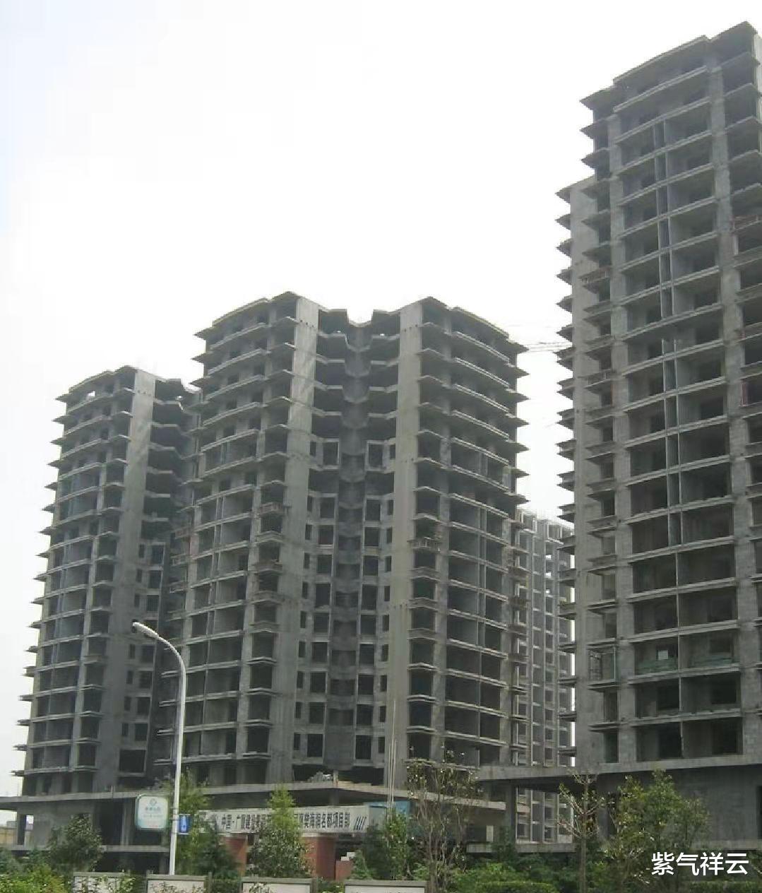 恒大集团|就算每人白给1000块钱，全国14亿人都救不了恒大集团