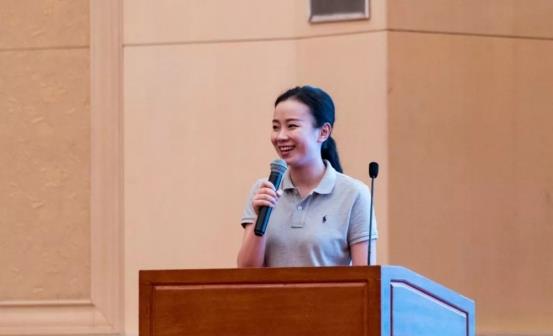 一更育儿|初中太认真会被“榨干”,到了高中就没了后劲?高中老师说出实话