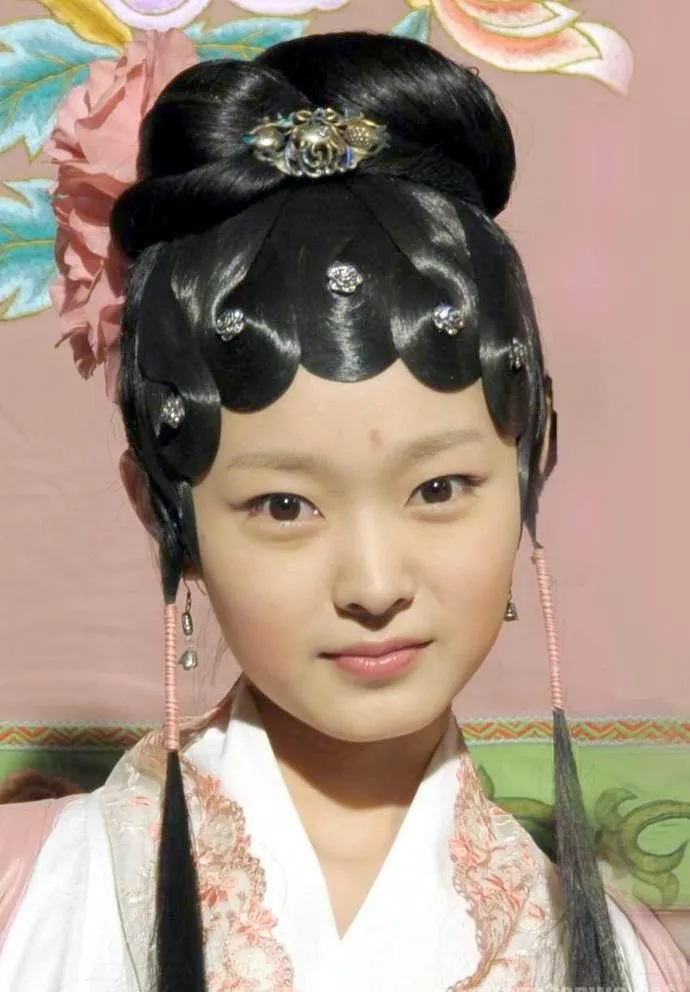 宋轶|和郭麒麟官宣结婚后，她凭实力圈粉：有灵气又有演技，就差火了！