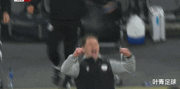 世預賽|偉大的1-0！苦等13年圓夢！61萬人口小國創奇跡，全隊狂歡