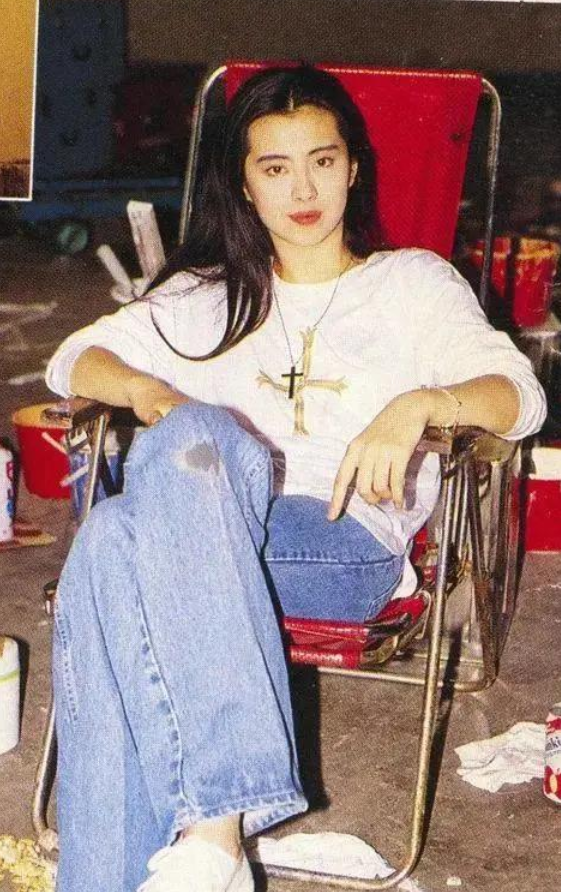 王祖贤|王祖贤300亿银行账单曝光，隐退前曾表示，手里的钱一辈子花不完