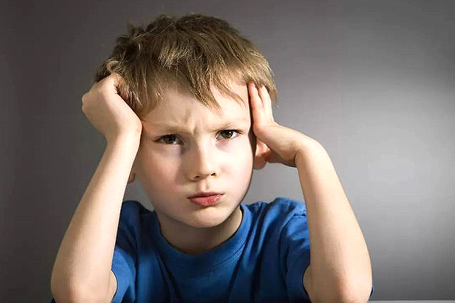 智也说教|你的言语虐待，对孩子来说就是“毒药”，别再说了