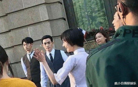 劣迹艺人|电影《1921》未播先崩？劣迹艺人扎堆！脚踏两只船渣男饰演毛爷爷