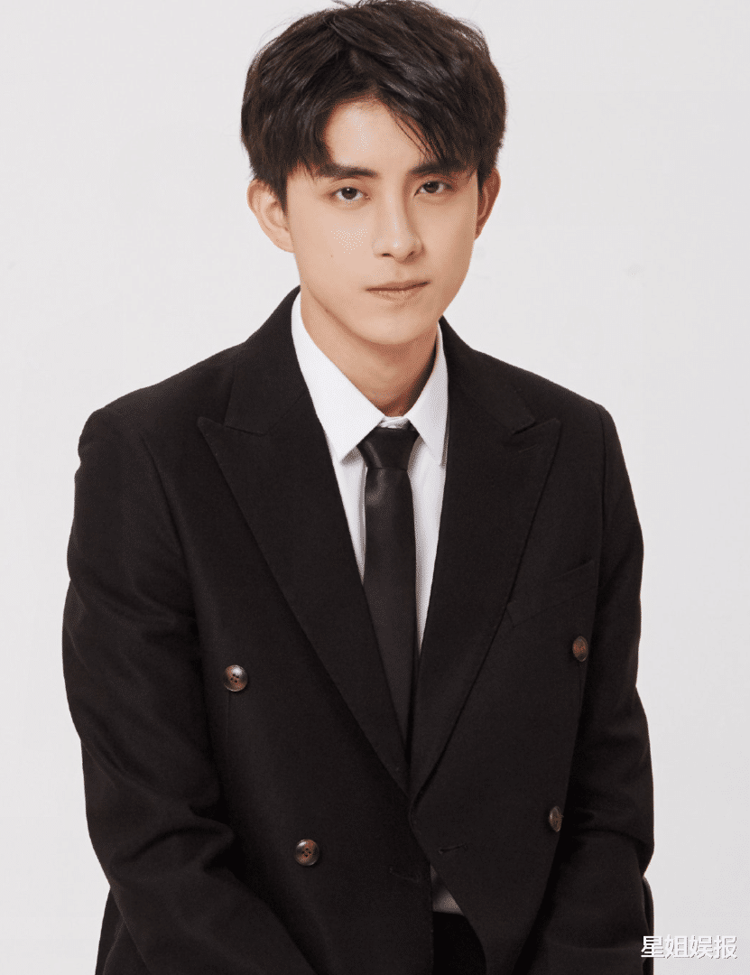敖瑞鹏|赵露思新剧男三，曾是网红还参加过恋综，出道两年多就拍了10部戏