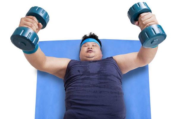 穿衣搭配 当你发现身体这4个指标都超标时，就要提醒自己，该减肥了