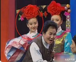 董洁|婚内出轨却倒打一耙，离婚9年不让前夫看儿子，董洁真的太狠了