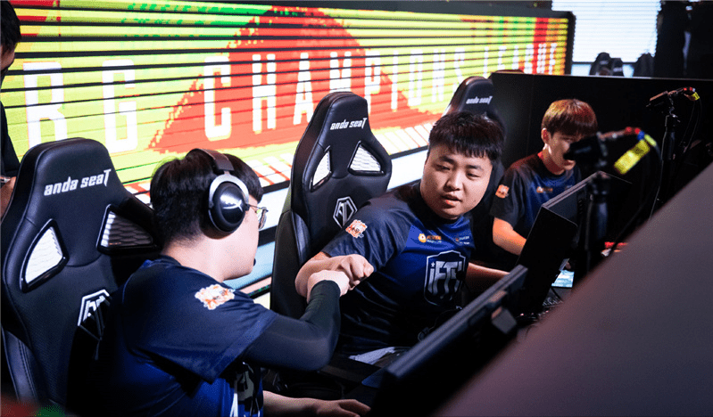 pcl|时过境迁，lionkk再次登上PCL采访席，IFTY逐渐找回感觉