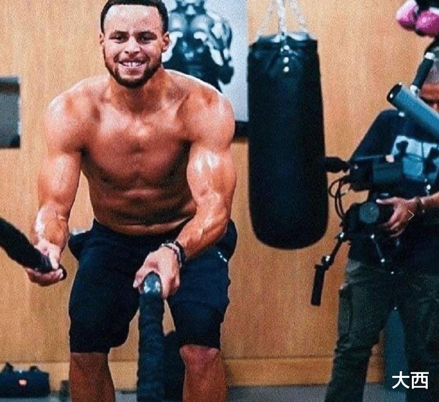 麥迪|同樣是場均32分，庫里場均出手21次，麥迪杜蘭特和喬丹呢？