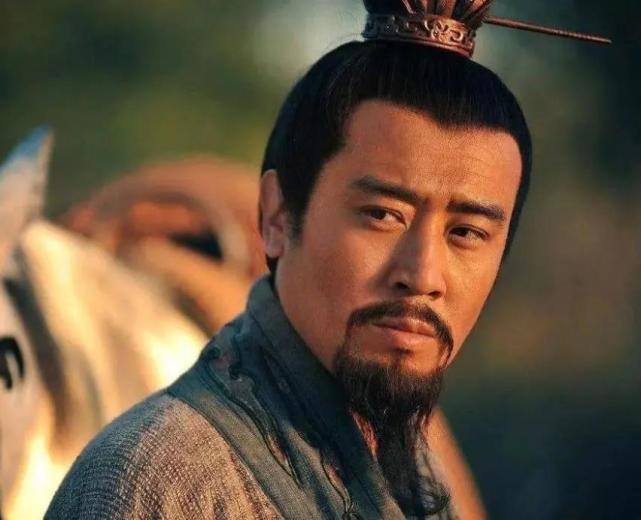 明星素颜|于和伟妻子，支持老公资助8个哥哥姐姐，恩爱30年生一女