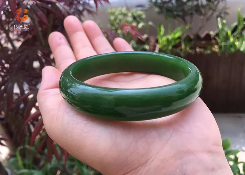 菠菜|“疯狂”的碧玉，5年究竟涨了多少倍？