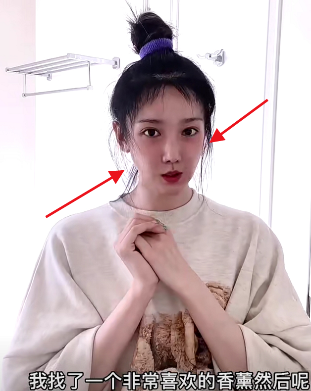 陈小纭|陈小纭近照脸部变化大！侧脸线条凹凸不平，看清她的回应：心疼了