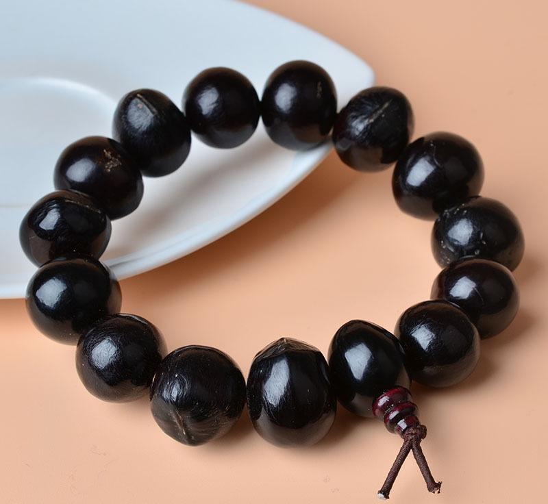 文玩|哪种文玩手串适合大汗、大油的人盘玩？