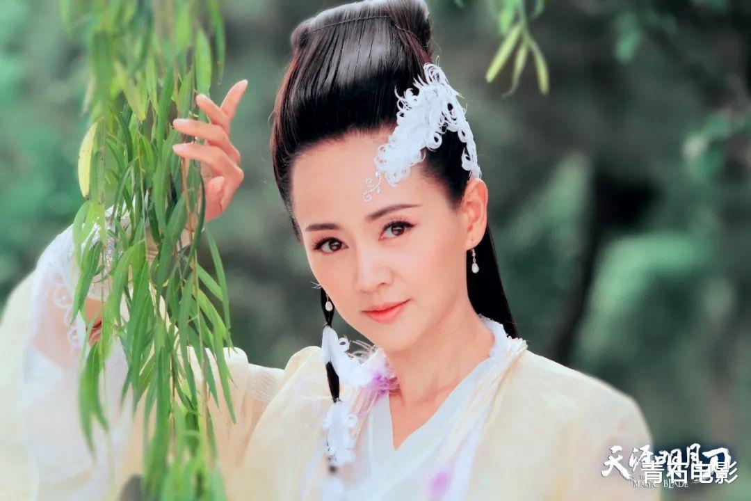 大宅门|《大宅门》过去20年，10位主演境况悬殊巨大，有多位老戏骨已离世