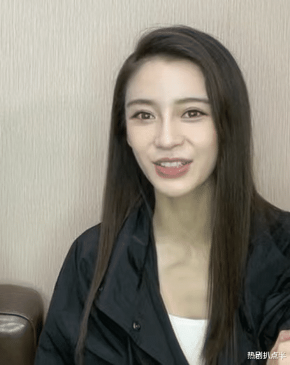 杨幂|3位85花近期生图：杨幂腰长赘肉，杨颖脸僵，赵丽颖没精气神