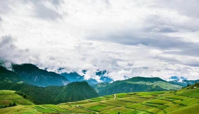 涠洲岛 5月旅行去哪里？这6处经典目的地，月薪三千也能实现“旅行自由”