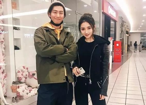 何超莲|窦骁豪门梦碎？何超莲不顾新欢同旧人秀恩爱，评论区成批判现场