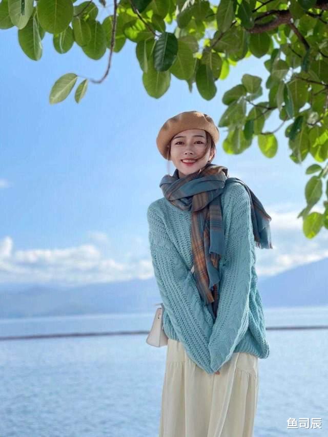 鱼司辰 想要穿衣不过时，借鉴这6位时尚博主的穿搭技巧，实用又洋气