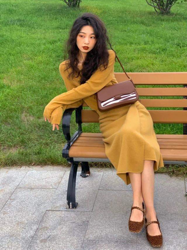 何有强 秋冬,色彩搭配法则,掌握这3种颜色搭配技巧,让你美出新高度