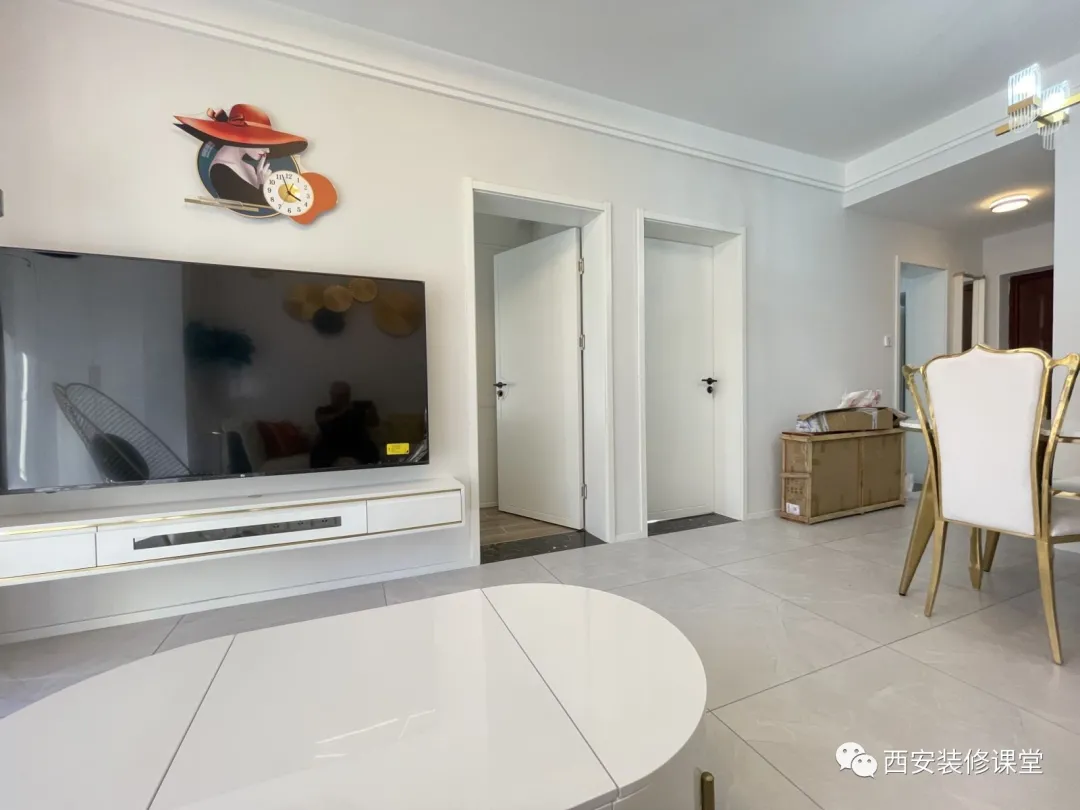 |80㎡两室纯南,美女一人宅