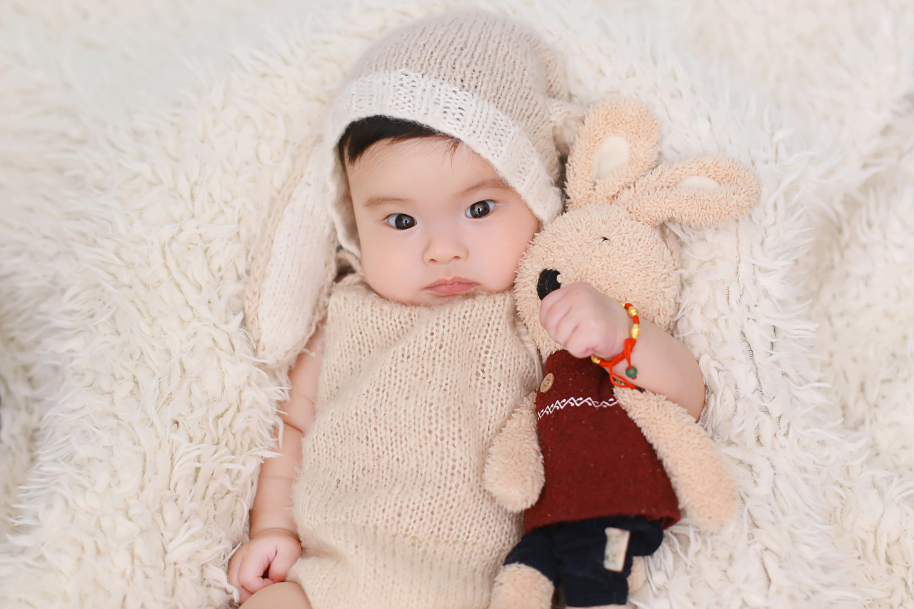 菁妈育儿|宝宝有多聪明？出生自带的5个生理现象告诉你，别说孩子啥也不懂