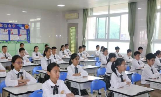 一更育儿|12年“义务教育”真的来了？这个省份“打头阵”，家长听后很欣慰