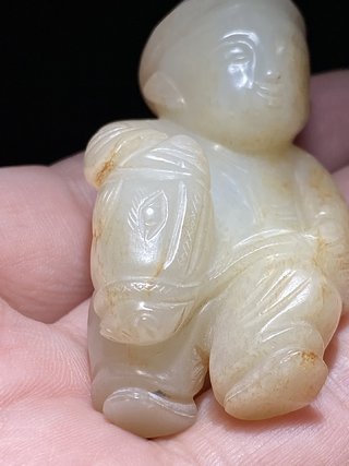 和田玉籽料|明 和田玉籽料 白玉 骑马童子 把件挂件