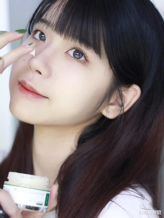 睡眠 李佳琦晒出“减龄”面霜,价格几十元,却不输大品牌面霜