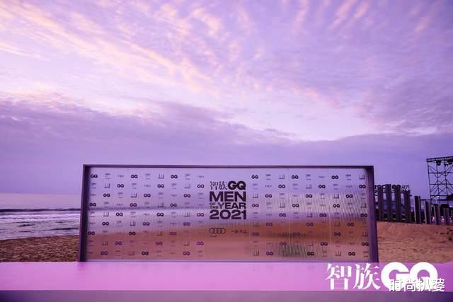 吴佩慈|GQ盛典，baby解锁第100套高定，热巴当花仙子网友却在催她长肉？