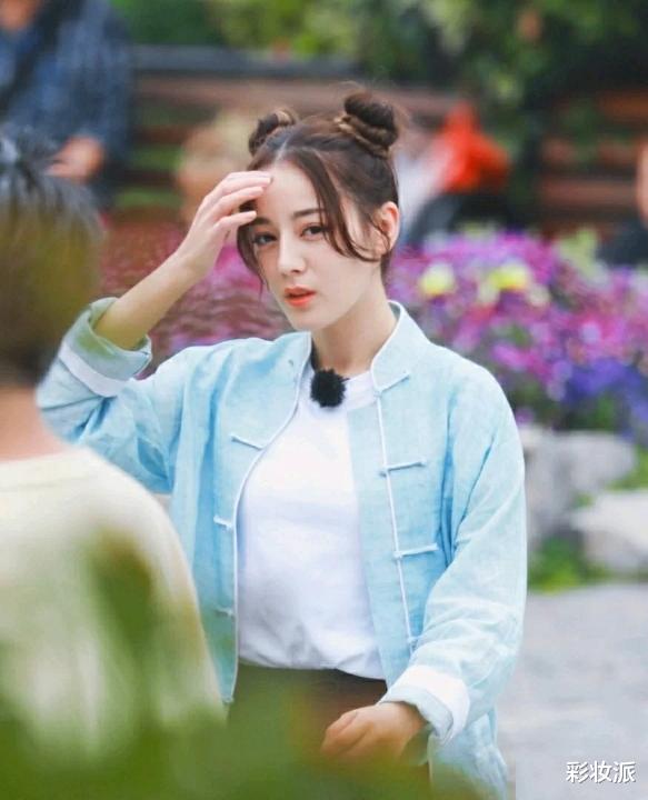 彩妆派|高颜值下的双丸子头，这些女明星很是惊艳，有没有你喜欢的爱豆