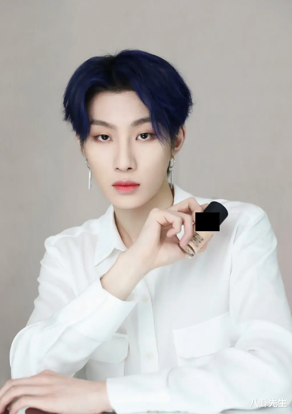 生肖|男偶像代言美妆产品，真的不太行