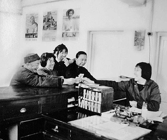 1977年女会计汤兰英遭枪决:靠职权敛财,顿顿有肉买萝卜干解腻