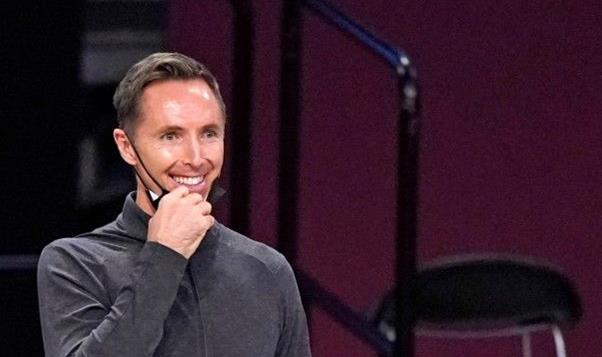 篮网队|篮网为夺冠做出正确选择!纳什帅位保住了,哈登妥协,做两大决定