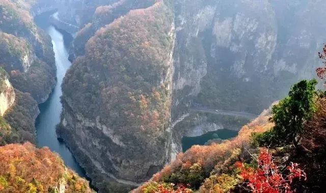 莲花山公园|此生必行！你敢挑战太行一号之极限天路吗？