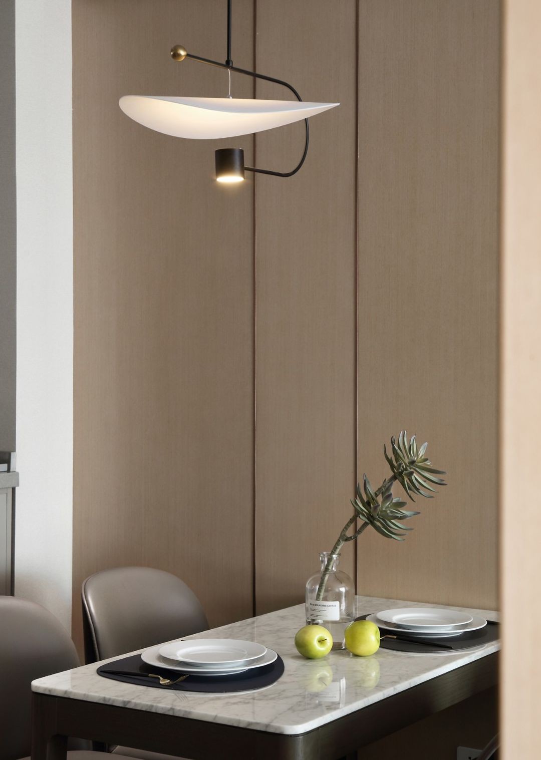 家居超人|保持硬装不变的前提下，仅靠软装的改造，就让家变得更有气质