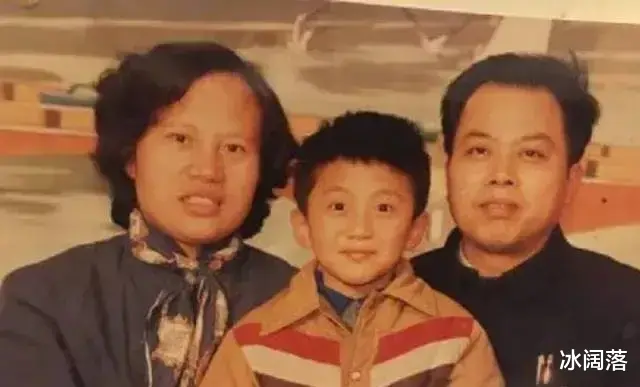 邓超|2003年，邓超的大姐得了癌症，邓超拍戏赚的钱都给了大姐看病