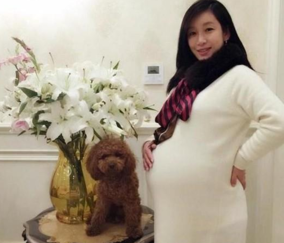 秦海璐|5年前，36岁的秦海璐冒险生下一个“巨婴”，孩子如今成了这样