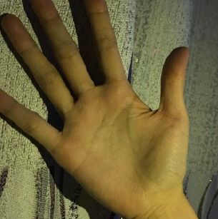 手相八字命理|这种手相的人，注定是操劳命，难有清福可享