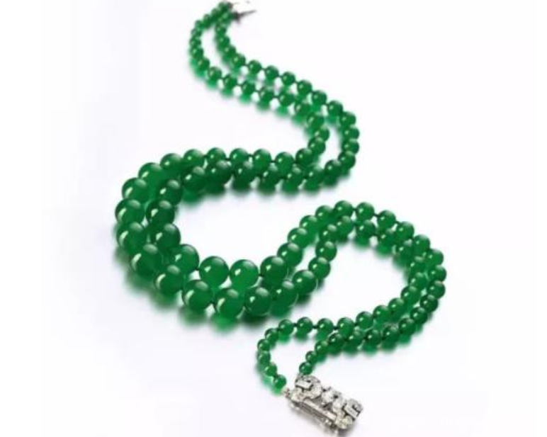 钻石|赌王四太做客鲁豫有约，钻石翡翠尽显豪气，主持人都看呆了