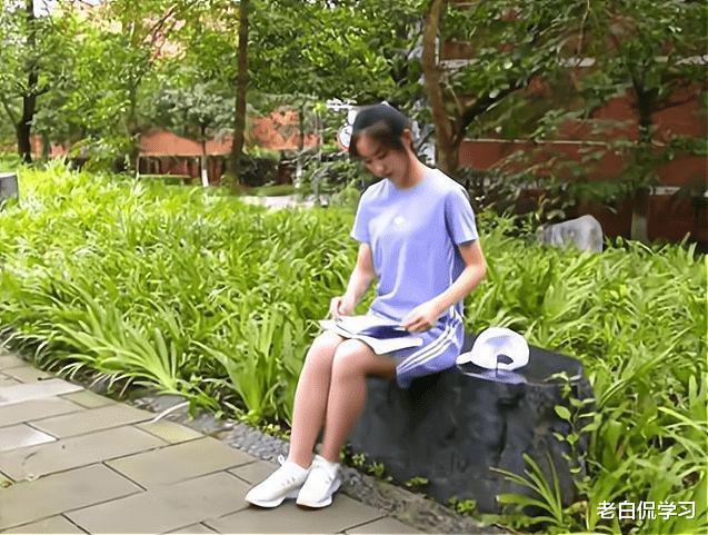 老白侃学习|高考614分的考生,弃985报双非,你赞同她的选择吗