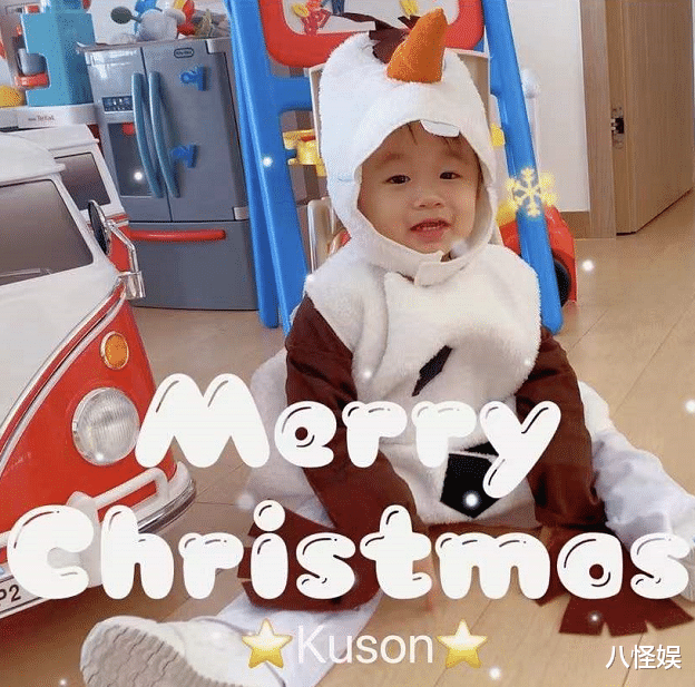 佟丽娅|古巨基一家三口幸福合拍，2岁Kuson主动亲吻爸妈，一脸得意萌翻