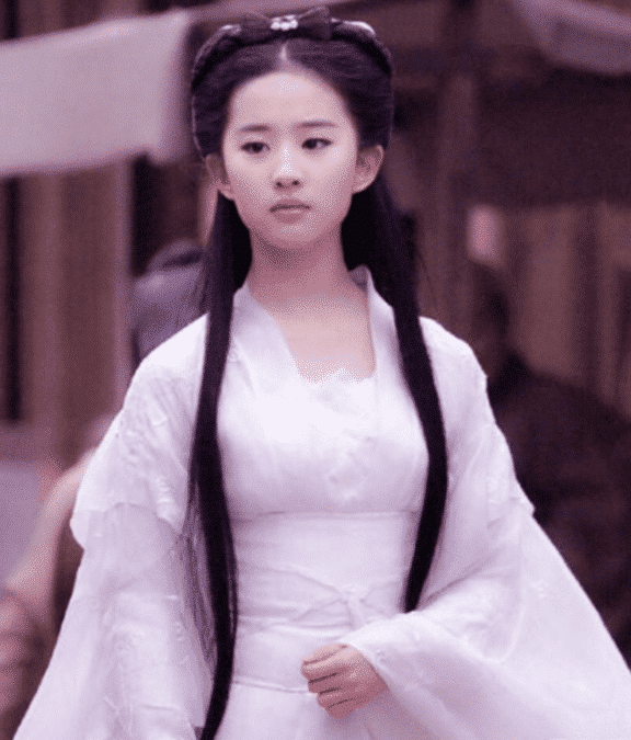 徐冬冬|都说徐冬冬不适合演“小龙女”？剧照流出后，刘亦菲都压不住