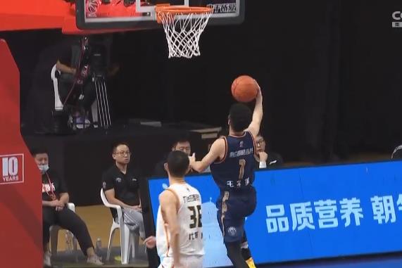 可馨育娃|91-79！吉林力克同曦，姜宇星+姜伟泽合砍43+16，西热力江很无奈