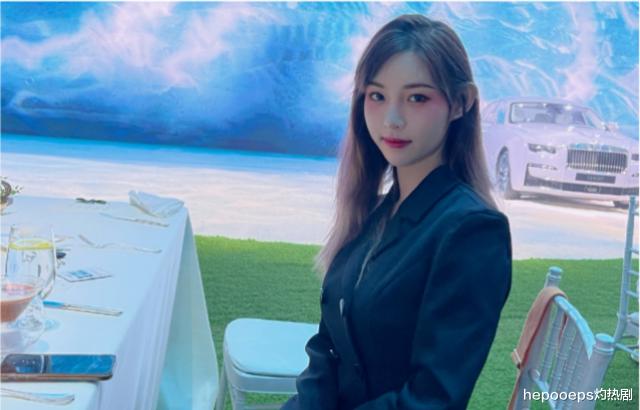 |“三人行”剧本即将结束？猴哥拒绝帮聂小雨挑车，却允许员工公开称呼痞幼老板娘