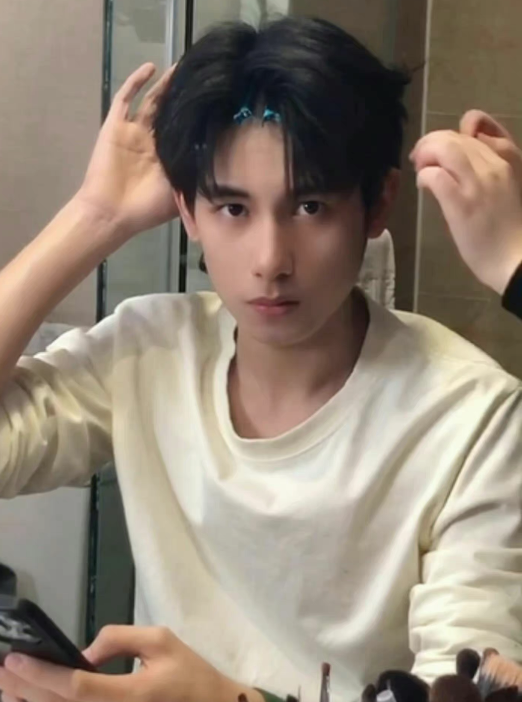 胡先煦|瘦了的胡先煦好帅