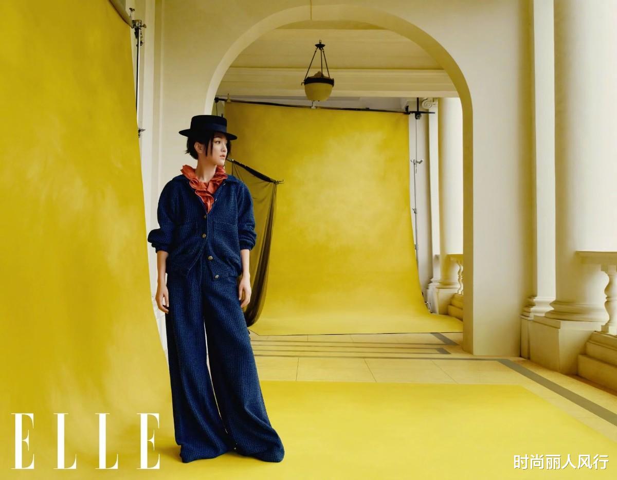 时尚丽人风行 闭年大刊周迅成大赢家!“人间香奈儿”又一次惊艳,眼神嫩回18岁