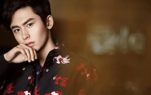 张哲瀚|刚被爆出新剧10月开拍，人却已经“凉”了，仅仅红了不到6个月！