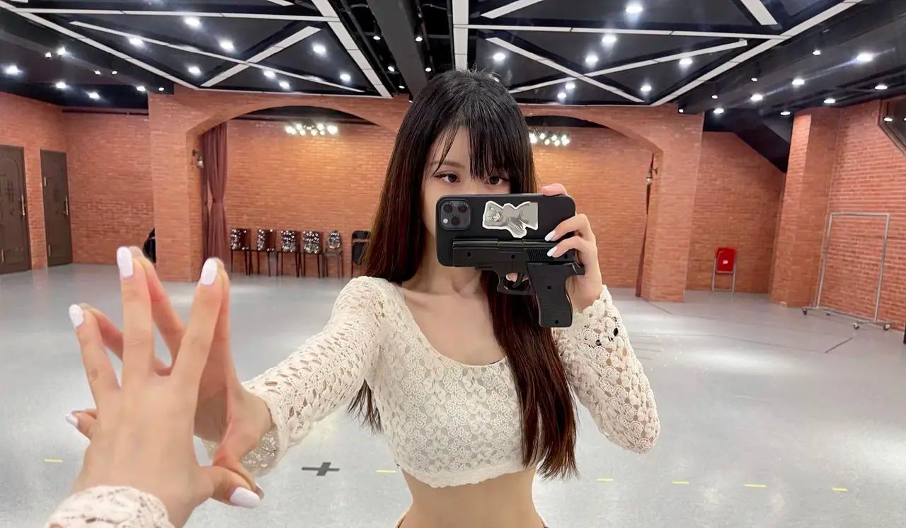 王鸥|最近By2中的姐姐也太惨了吧！