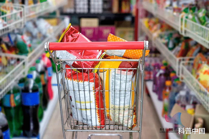 蛋白质|超市里一元一包的小鱼干,到底是用什么鱼做的?能放心吃吗?